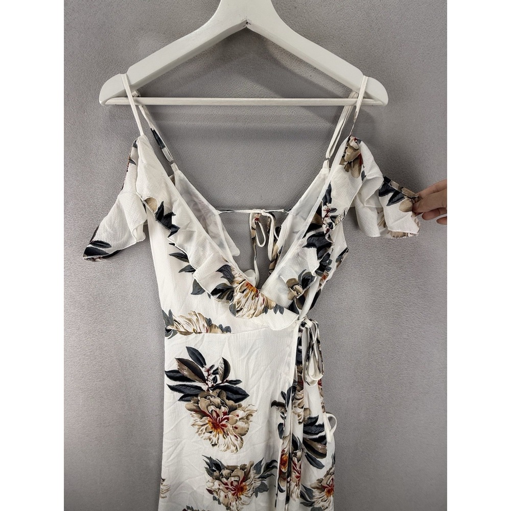 Simplee Women's Sz Medium Floral Prints‎ Beach Vacation Wrapped Maxi Dress NWT - Picture 3 of 7